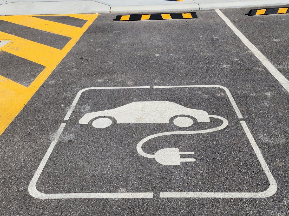 Labor and Greens Carbon Dioxide ‘Tax on Family Cars and Utes’ Passes Parliament