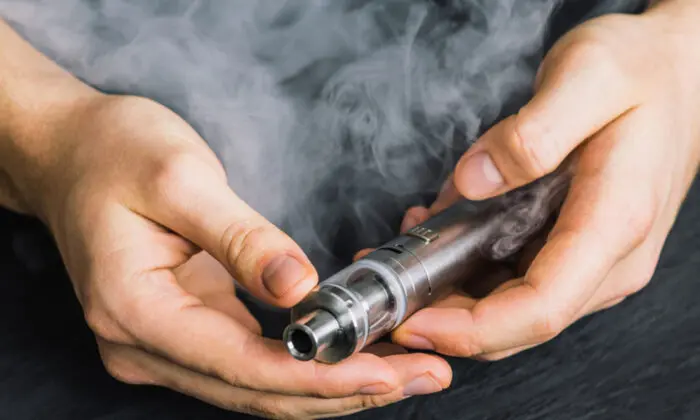 How Vaping Ruins Teeth and Causes Bad Breath