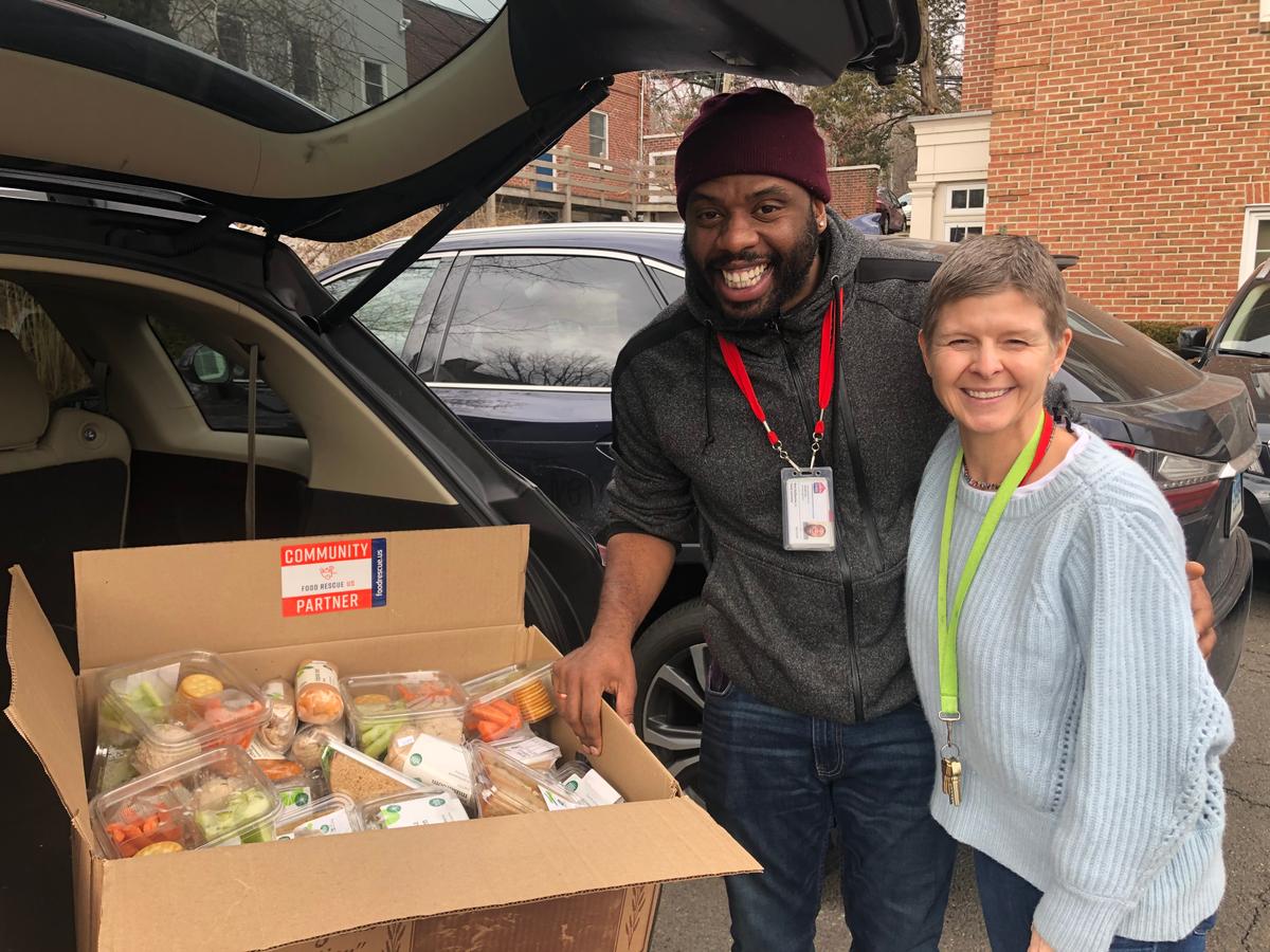 Volunteers rescuing food for those in need. (Courtesy of Food Rescue US)
