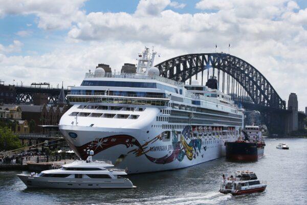 The Norwegian Jewel cruise ship in lock down while health authorities tested a man for the CCP virus in Sydney, Australia, on Feb. 14, 2020. (Lisa Maree Williams/Getty Images)