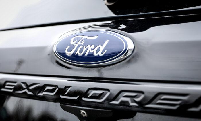 Ford Recalls More Than 230,000 Explorers Due to Rollaway Risk