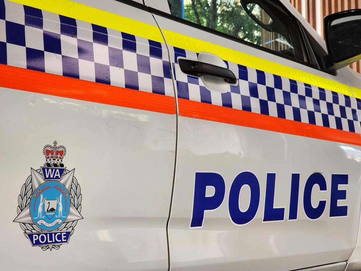 6 Undocumented Chinese Arrivals Found Wandering Remote Western Australia