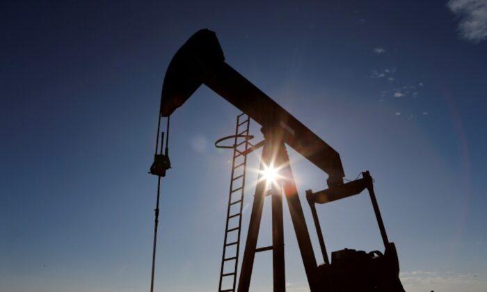 Oil Prices Steady as Omicron Caution Lingers