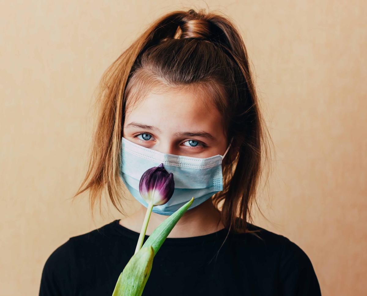Illustration - Shutterstock | <a href="https://www.shutterstock.com/image-photo/young-teenage-caucasian-girl-face-mask-1681254232">Stakhov Yuriy</a>