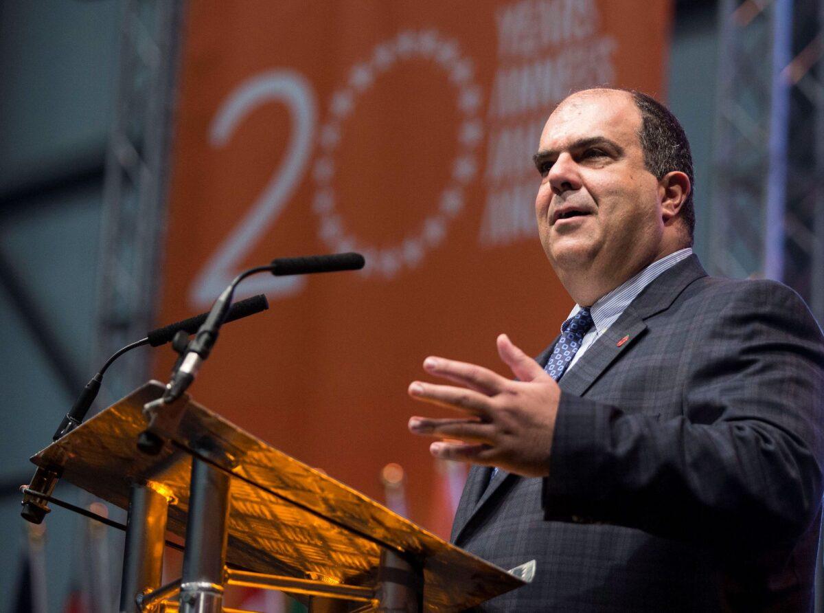 Easyjet founder Stelios Haji-Ioannou speaks at a media event to celebrate 20 years in business at Luton Airport, England, on Nov. 10, 2015. (Reuters/Eddie Keogh/File Photo)