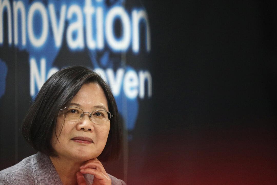 Taiwan to Spend $35 Billion Fighting Virus, to Donate 10 Million Masks