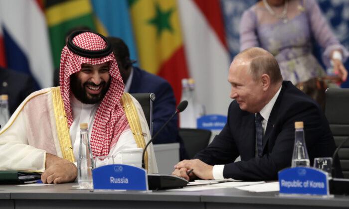 Putin Visits UAE, Saudi Arabia, Belying Western Claims of Moscow’s ‘Isolation’