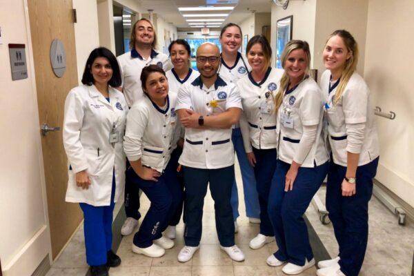 Nursing student Ryane Panasewicz (2nd R) poses with her colleagues at Mission Hospital in Mission Viejo, Calif. (Courtesy of Ryane Panasewicz)