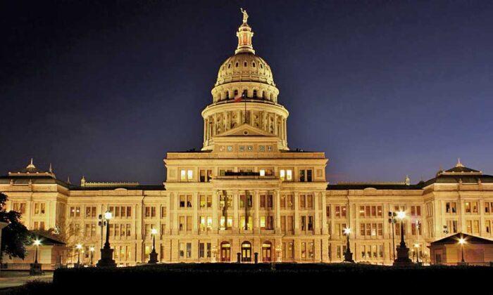Texas Democrats Plan Walkout to Block GOP’s Election Overhaul Bill: Party Chairman