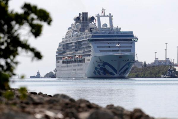 The Coral Princess cruise ship arrives at PortMiami during the CCP virus outbreak, in Miami on April 4, 2020. (Lynne Sladky/AP)