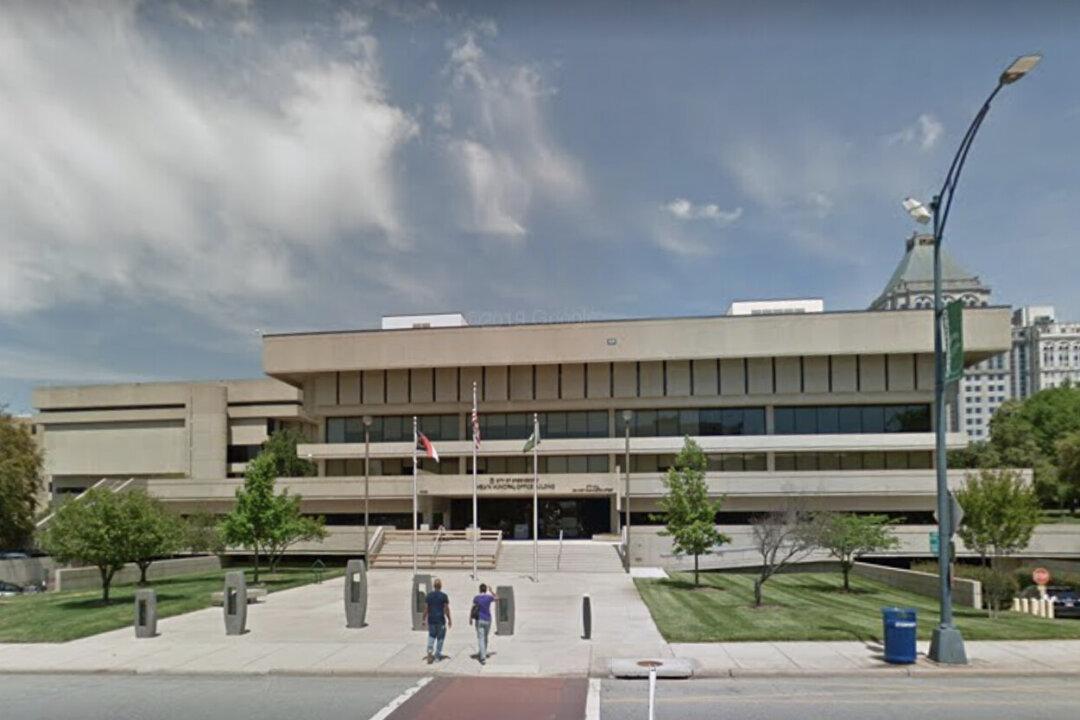 Pro-Life Activists Assert Right to Public Prayer During Pandemic