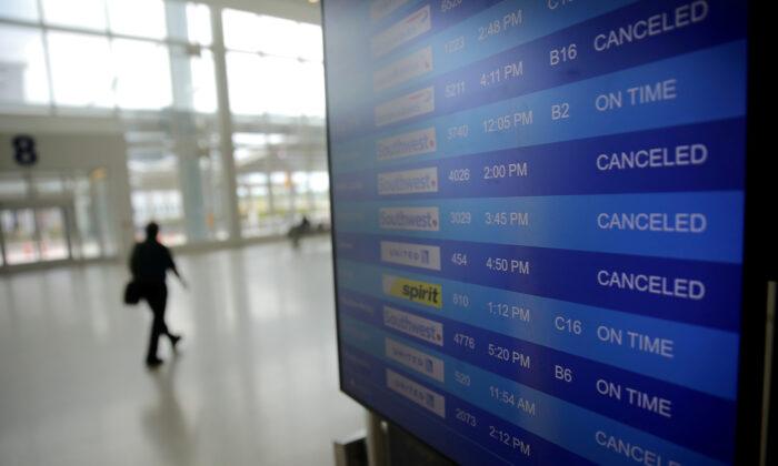 Refunds Row Escalates as Airlines Warn Millions of Jobs at Risk