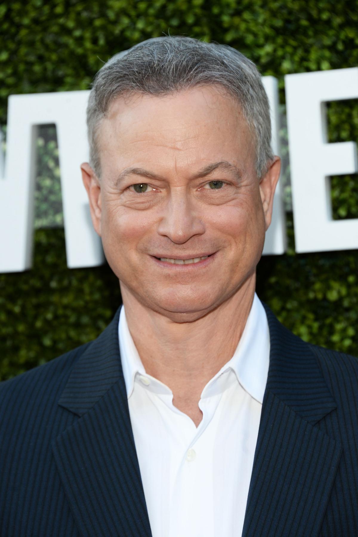Gary Sinise at the CBS, CW, & Showtime Summer TCA Party at Pacific Design Center in West Hollywood, California, on Aug. 10, 2016 (©Getty Images | <a href="https://www.gettyimages.com/detail/news-photo/actor-gary-sinise-arrives-at-the-cbs-cw-showtime-summer-tca-news-photo/588336648?adppopup=true">Matt Winkelmeyer</a>)