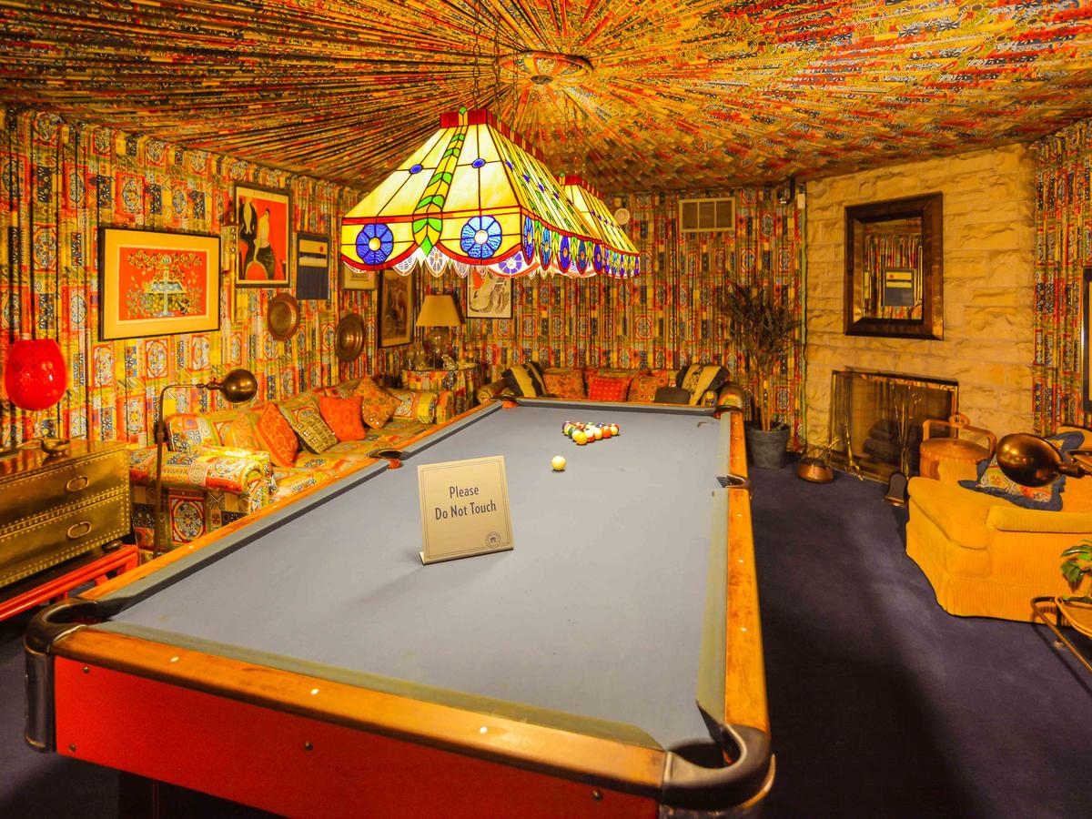 Pool room in Elvis Presley's Graceland Mansion, The mansion had been placed in the National Register of Historic Places. (©Shutterstock | <a href="https://www.shutterstock.com/image-photo/memphis-tn-sep-21-2017-pool-734340292">jejim</a>)