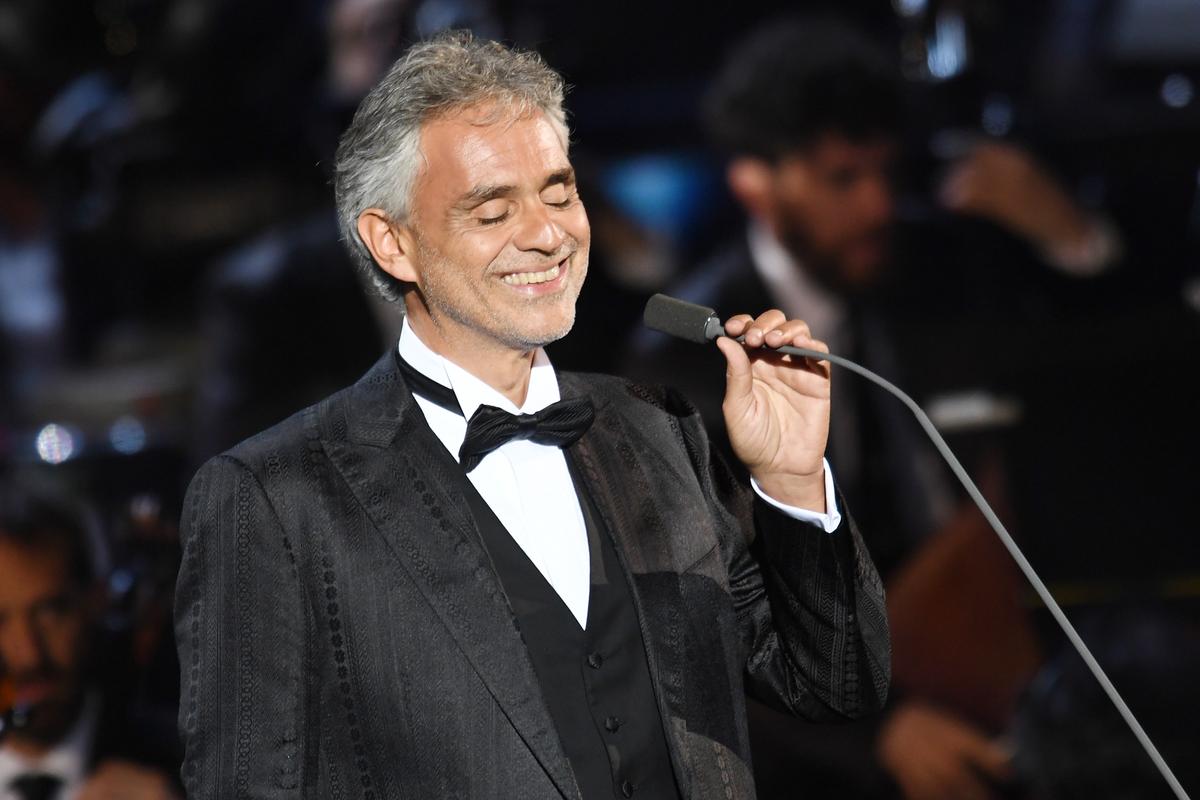 Bocelli performs at the Bocelli and Zanetti Night in Rho, Italy, on May 25, 2016 (©Getty Images | <a href="https://www.gettyimages.com/detail/news-photo/andrea-bocelli-performs-at-bocelli-and-zanetti-night-on-may-news-photo/534339580?adppopup=true">Francesco Prandoni</a>)