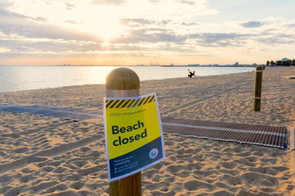 St Kilda Beach is closed amid the CCP virus pandemic in Melbourne, Australia. March 28, 2020. (Asanka Ratnayake/Getty Images)