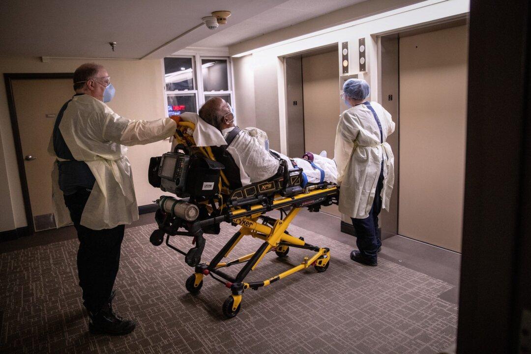 Connecticut Governor Extends Lockdown Until May 20