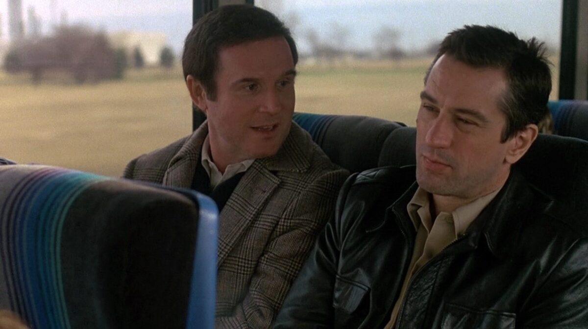  Charles Grodin (L) and Robert De Niro star in "Midnight Run." (Universal Pictures)