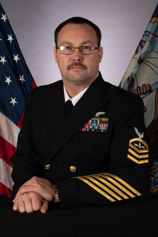 Official photo of Aviation Ordnanceman Chief Petty Officer Charles Robert Thacker Jr., 41, of Fort Smith, Ark. assigned to USS Theodore Roosevelt, who died from COVID-19 on April 13, 2020. (U.S. Navy Photo/Released)