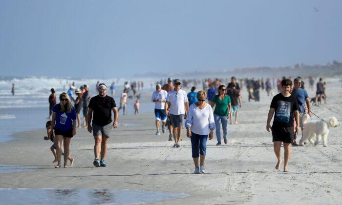 More Beaches in US Are Reopening