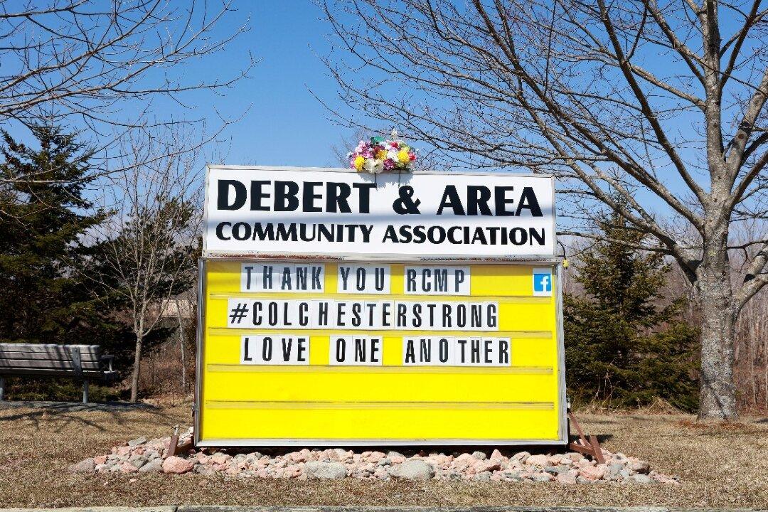 Mourners Struggle to Grieve N.S. Mass Murder Victims During Pandemic