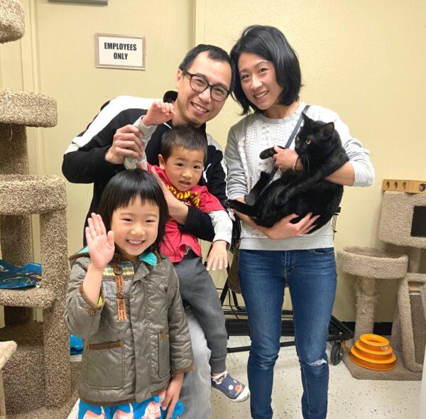 Gilbert the cat finds a new family—Terry and Joyce Yung and their children, Becky and Barnabas—at the Our Cats Save People (OCSP) Cat Rescue. (Courtesy of the OCSP Cat Rescue)