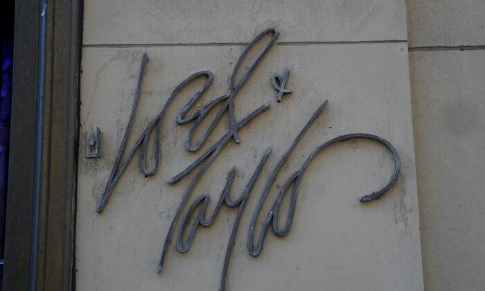 Exclusive: Lord & Taylor Explores Bankruptcy as Stores Remain Shut in CCP Virus Pandemic