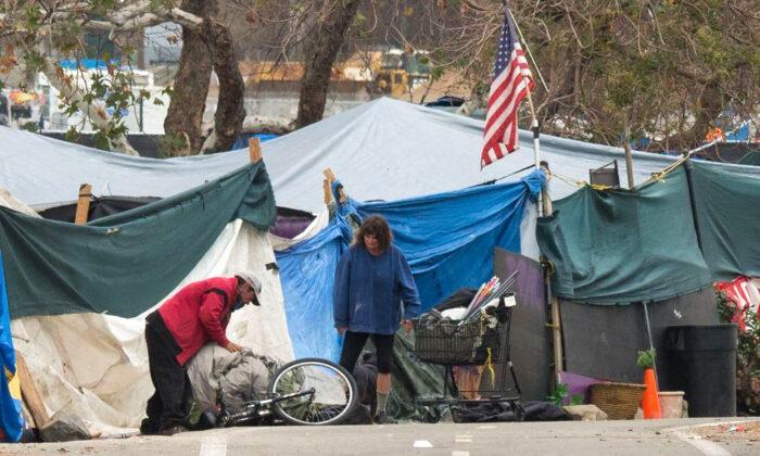 Lawsuit Alleges Inhumane Conditions at Orange County Homeless Shelters 