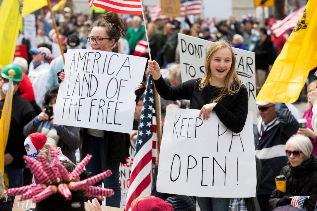 Protesters in Arizona, Pennsylvania Demonstrate Against Lockdowns
