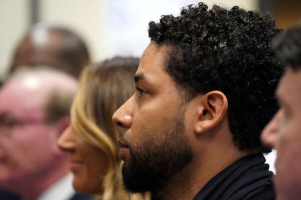 Former "Empire" actor Jussie Smollett appears in a courtroom at the Leighton Criminal Court Building in Chicago, Illinois, on Feb. 24, 2020. (Brian Cassella/Reuters)