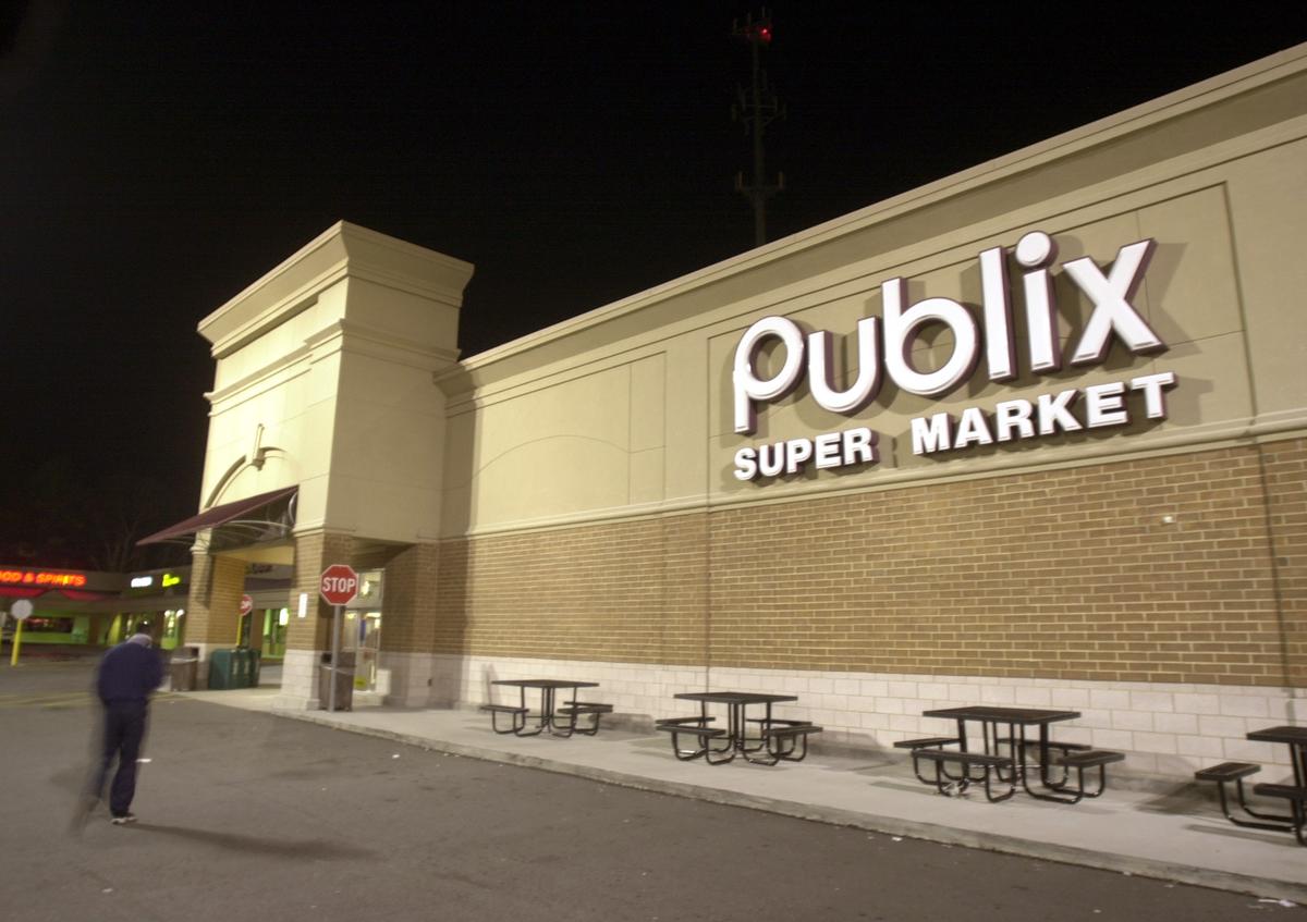 Publix to Buy Milk, Produce From Pandemic-Hit Farmers and Donate to Food Banks