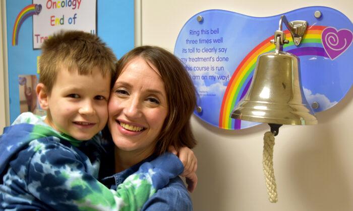 Mom and Son Diagnosed With Cancer Months Apart Get an All Clear 4 Years Later