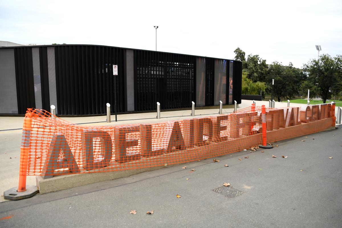 Major Writers’ Festival Axed Amid Mass Walkout After Anti-Israel Author Dropped thumbnail