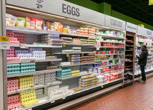 Eggs in a Fairway Market in Manhattan, New York City, on April 27, 2020. (Chung I Ho/The Epoch Times)