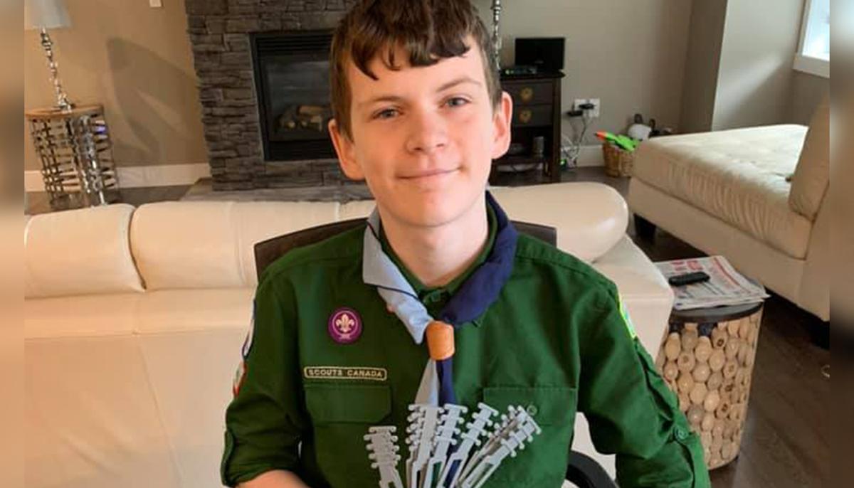 Boy Scout Uses 3D Printer to Make Mask 'Ear Guards' for Hospital Staff in Need on Front Lines
