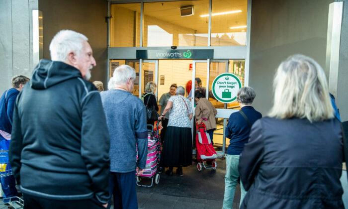 Brisbane Residents Panic Buy Ahead of 3 Day Snap Lockdown