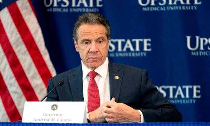 Health Care Workers Who Went to NY to Help With Pandemic Must Pay State Income Tax: Cuomo