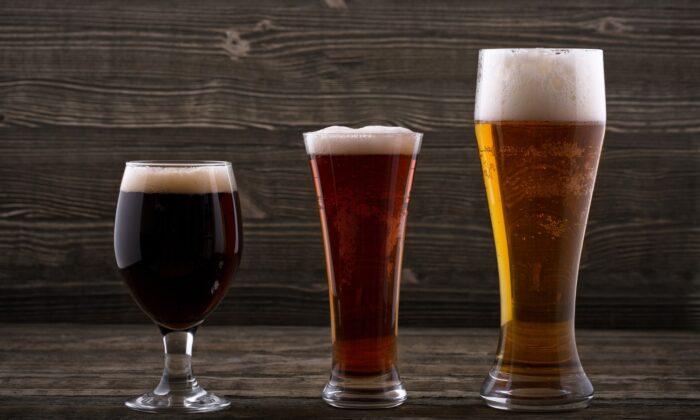 How to Choose the Right Glass for Your Beer, and Why It Matters