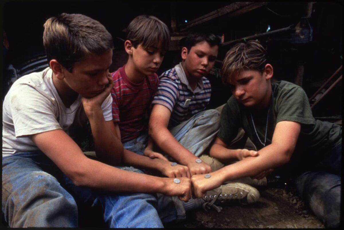 (L–R) River Phoenix, Wil Wheaton, Jerry O’Connell, and Corey Feldman star in “Stand by Me.” (Columbia Pictures)