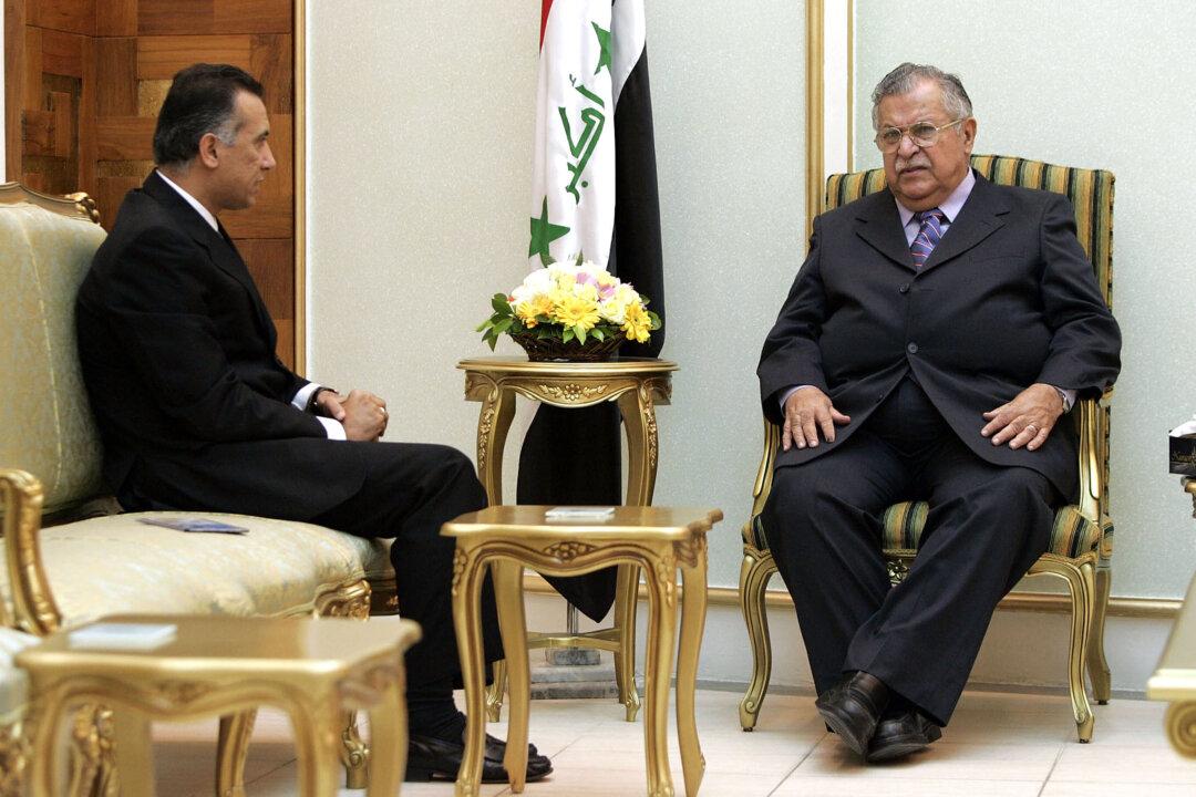 Iraqi Lawmakers Approve Government of Prime Minister-Designate Kadhimi