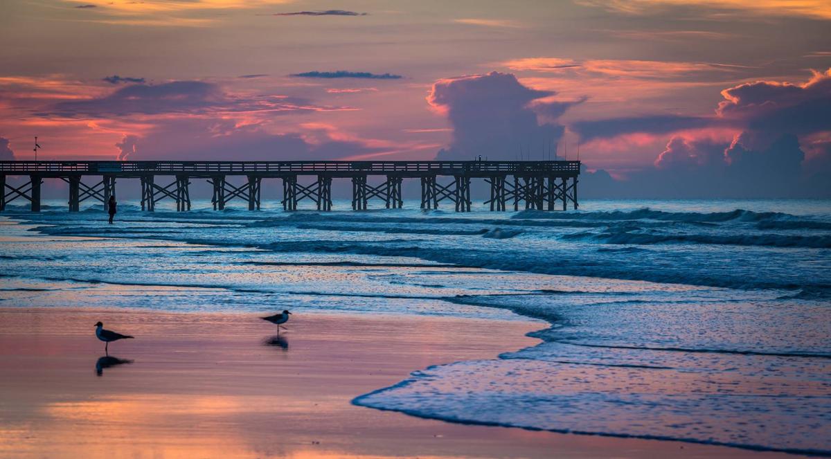 The Isle of Palms pier at sunset. (<a href="https://www.instagram.com/donniewhitaker/">Donnie Whitaker</a>)