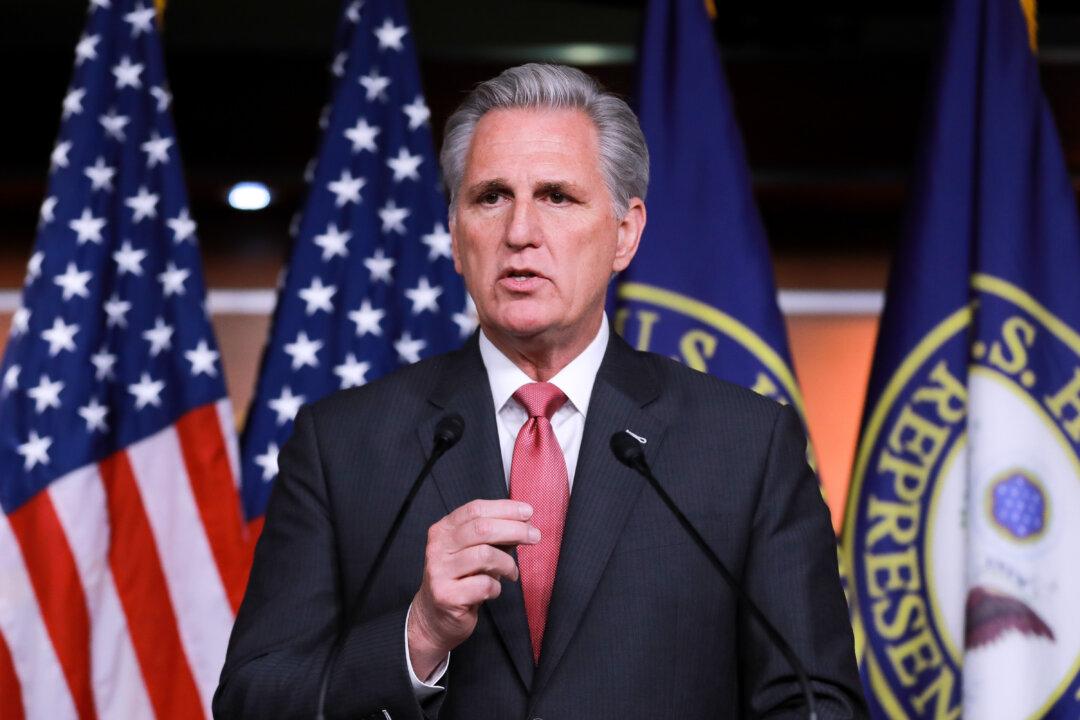 House GOP Lawmakers Urge Democrats to Stop Spreading ‘Conspiracy Theories’ About USPS