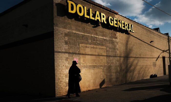Dollar General Shares Drop Due to Consumer Spending and Theft