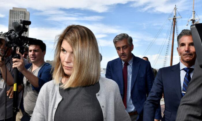 Lori Loughlin, Other Parents Lose Bid to Dismiss Charges in College Admissions Scandal