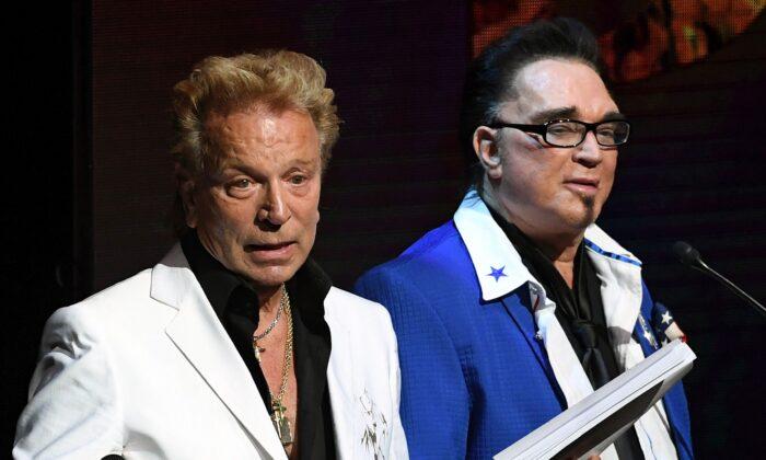 Roy Horn of Siegfried and Roy Dead at 75 After Contracting CCP Virus