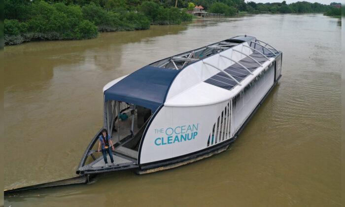Man Creates Solar-Powered Barge That Picks Up Plastic Before It Even Reaches the Oceans