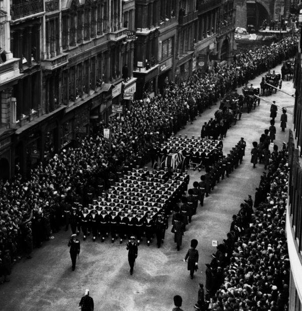 The procession of the state funeral of Sir Winston Churchill. (Photo by Central Press/Getty Images)