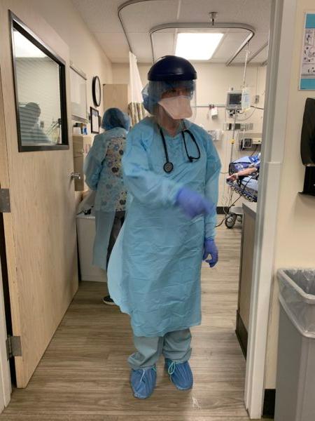 Lorrie Metzler-Szabo working in the emergency room at Chapman Global Medical Center in Orange County, Calif. (Courtesy of Lorrie Metzler-Szabo)