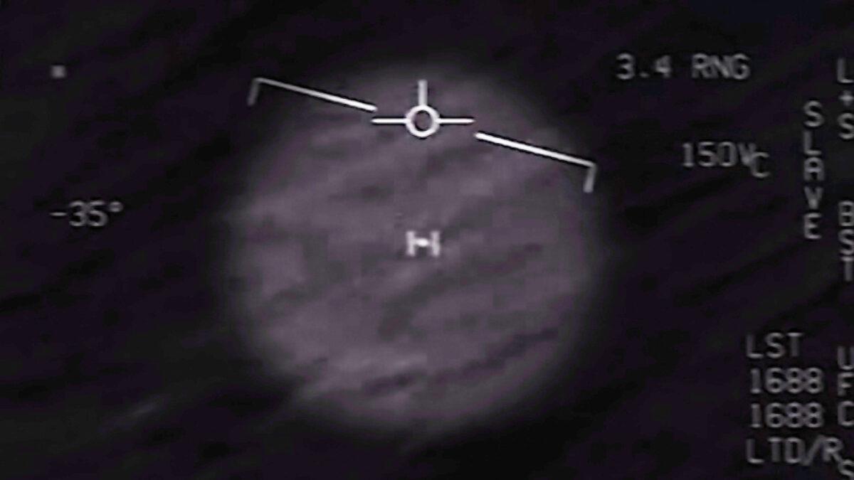 A still from GO FAST, an official U.S. government video of unidentified aerial phenomena (UAP), taken in 2015. (Courtesy of U.S. Navy)