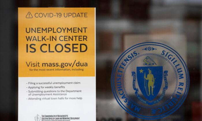 Nearly 3 Million Americans Filed for Unemployment Benefits Last Week